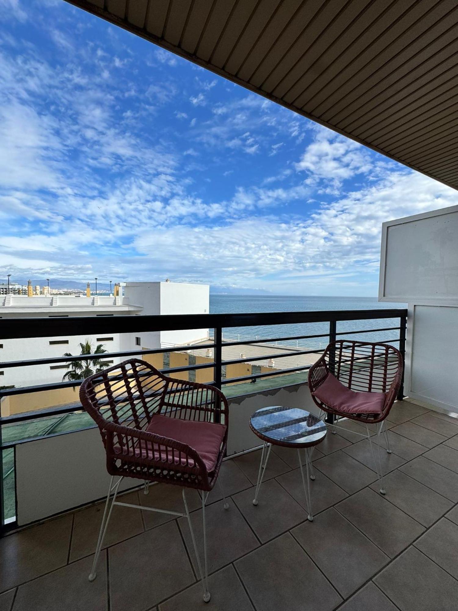 Castillo Santa Clara Estudio Con Vistas Laterales Al Mar 토레몰리노스 외부 사진